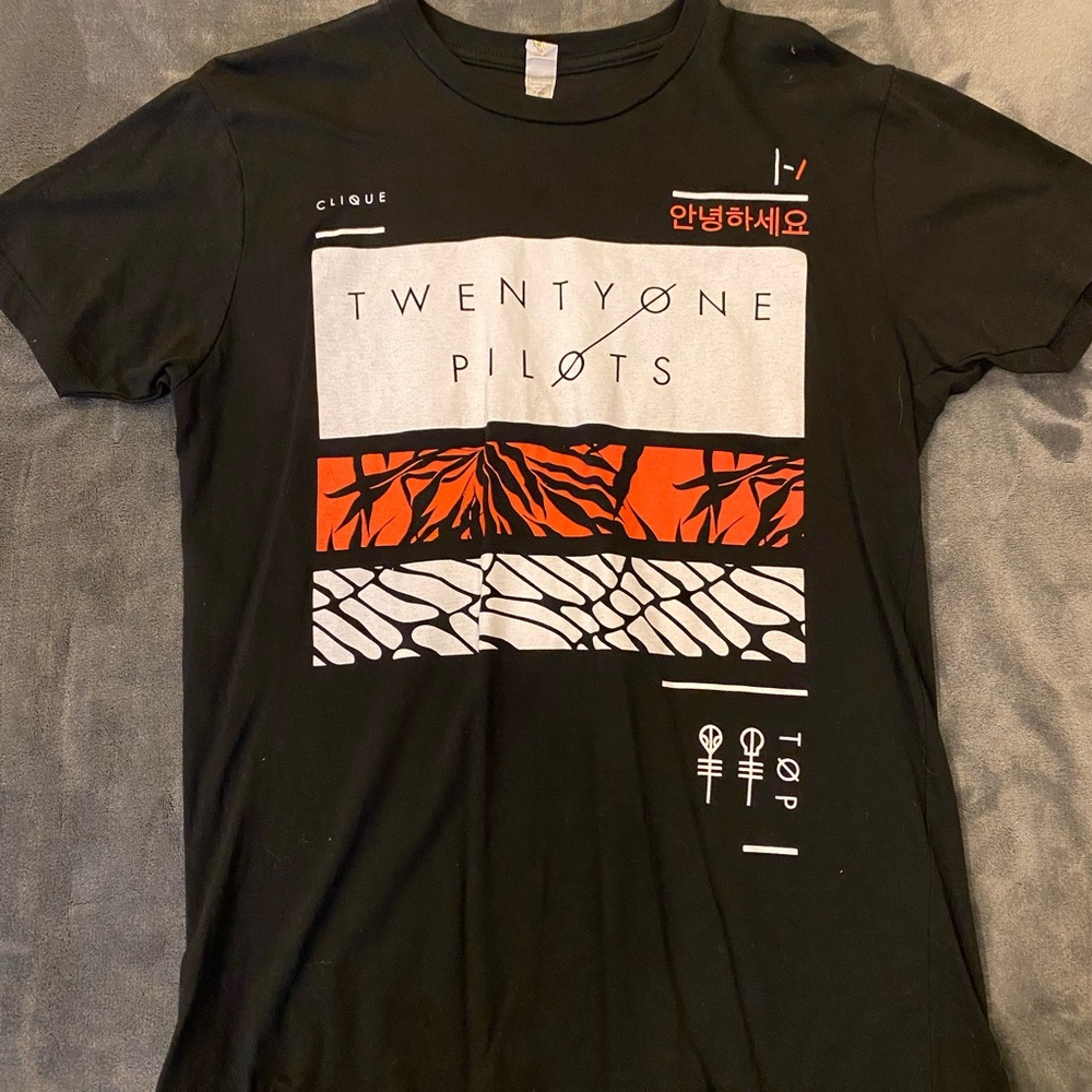 twenty one pilots band tee